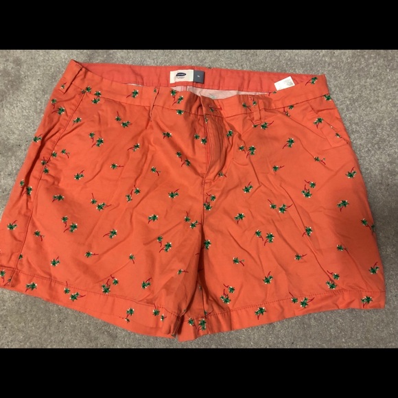 Old Navy Palm Tree Shorts - Picture 1 of 3